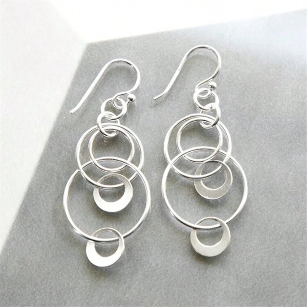 Silver Concentric Circles Dangle Earrings